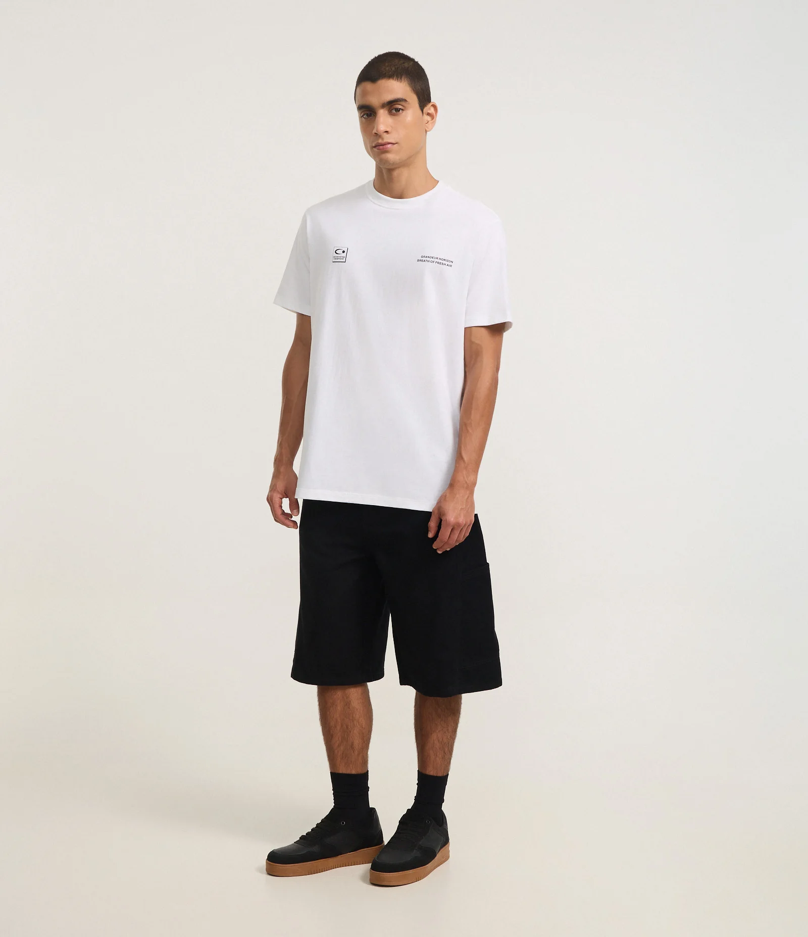 Camiseta Comfort em Malhão com Estampa Photoprint Branco 2