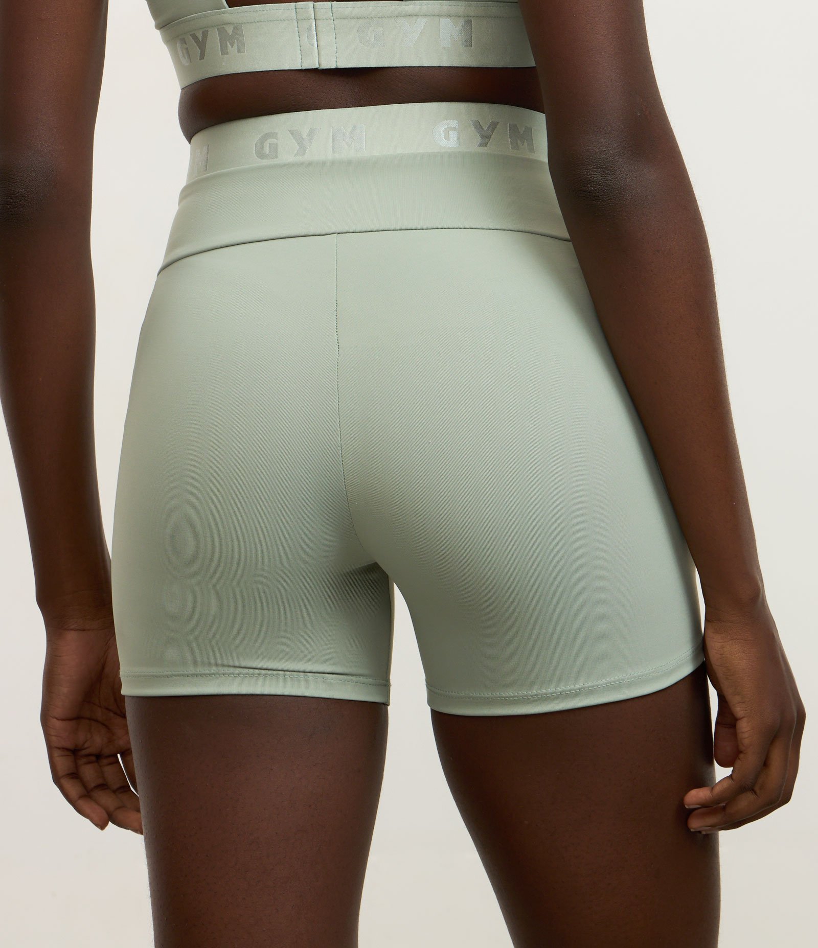 Bermuda Crossfiteira Esportiva com Elástico Texturizado no Cós Verde 4