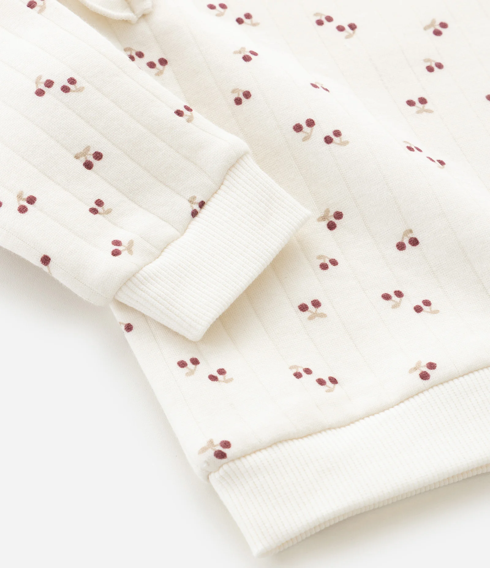 Conjunto Infantil em Matelassê com Cerejinhas e Legging Polar – Tam RN a 18 Meses Off White/Vinho 11