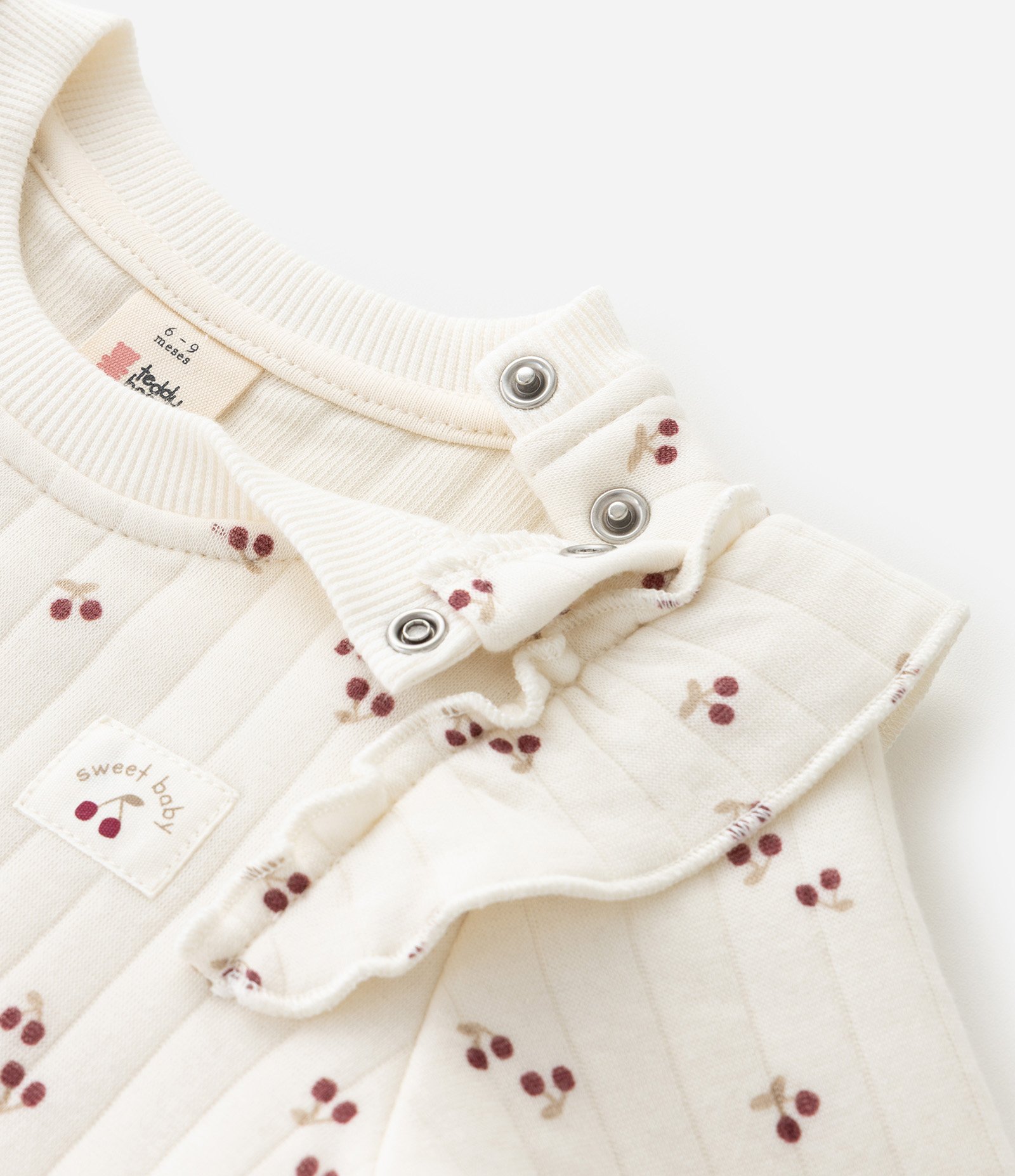 Conjunto Infantil em Matelassê com Cerejinhas e Legging Polar – Tam RN a 18 Meses Off White/Vinho 12
