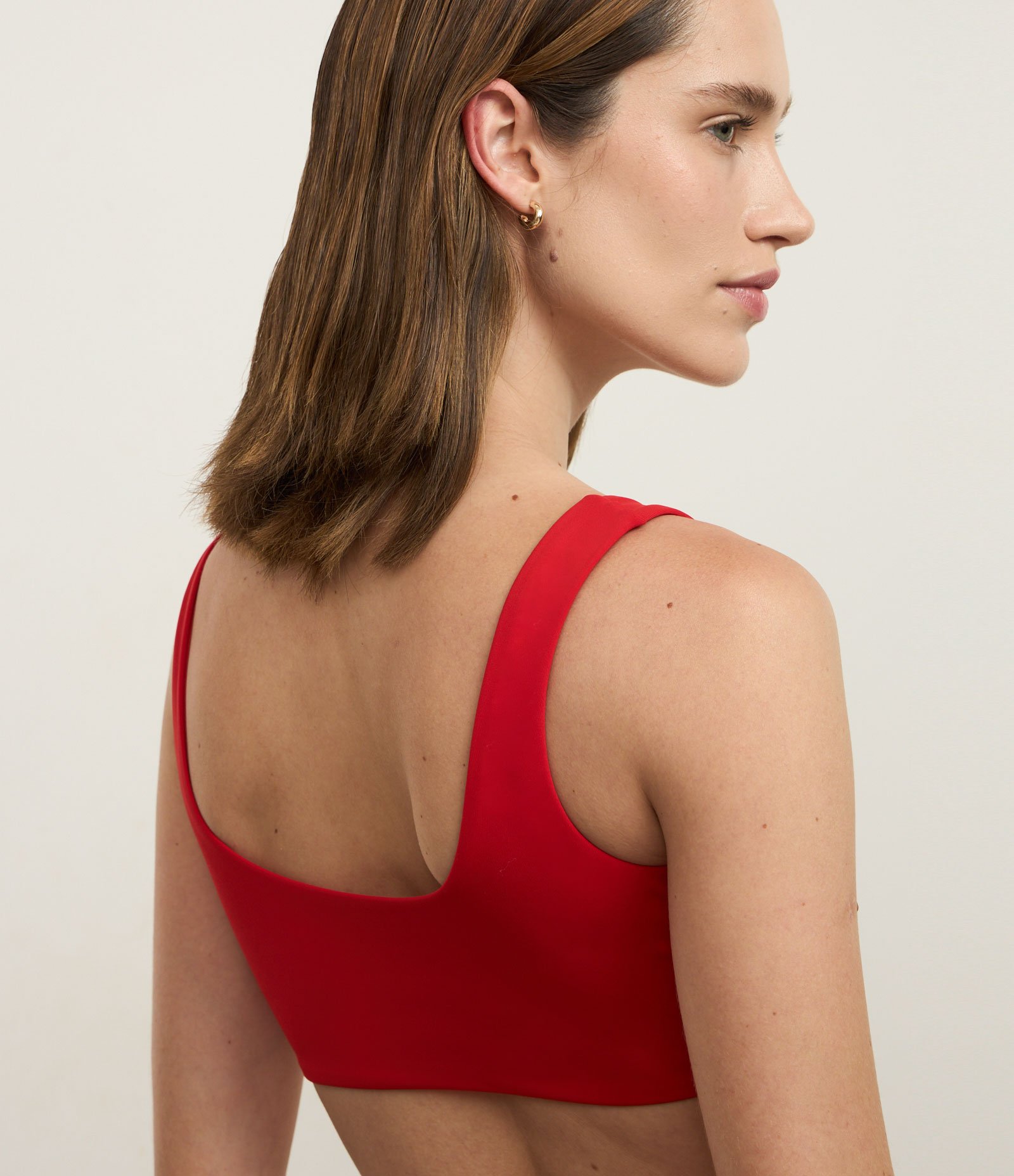 Top Esportivo em Microfibra com Torção no Busto Vermelho 3