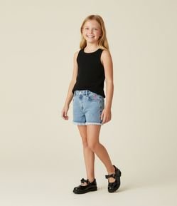 Short Infantil Regular em Jeans com Flor Bordada - Tam 7 a 14  Anos