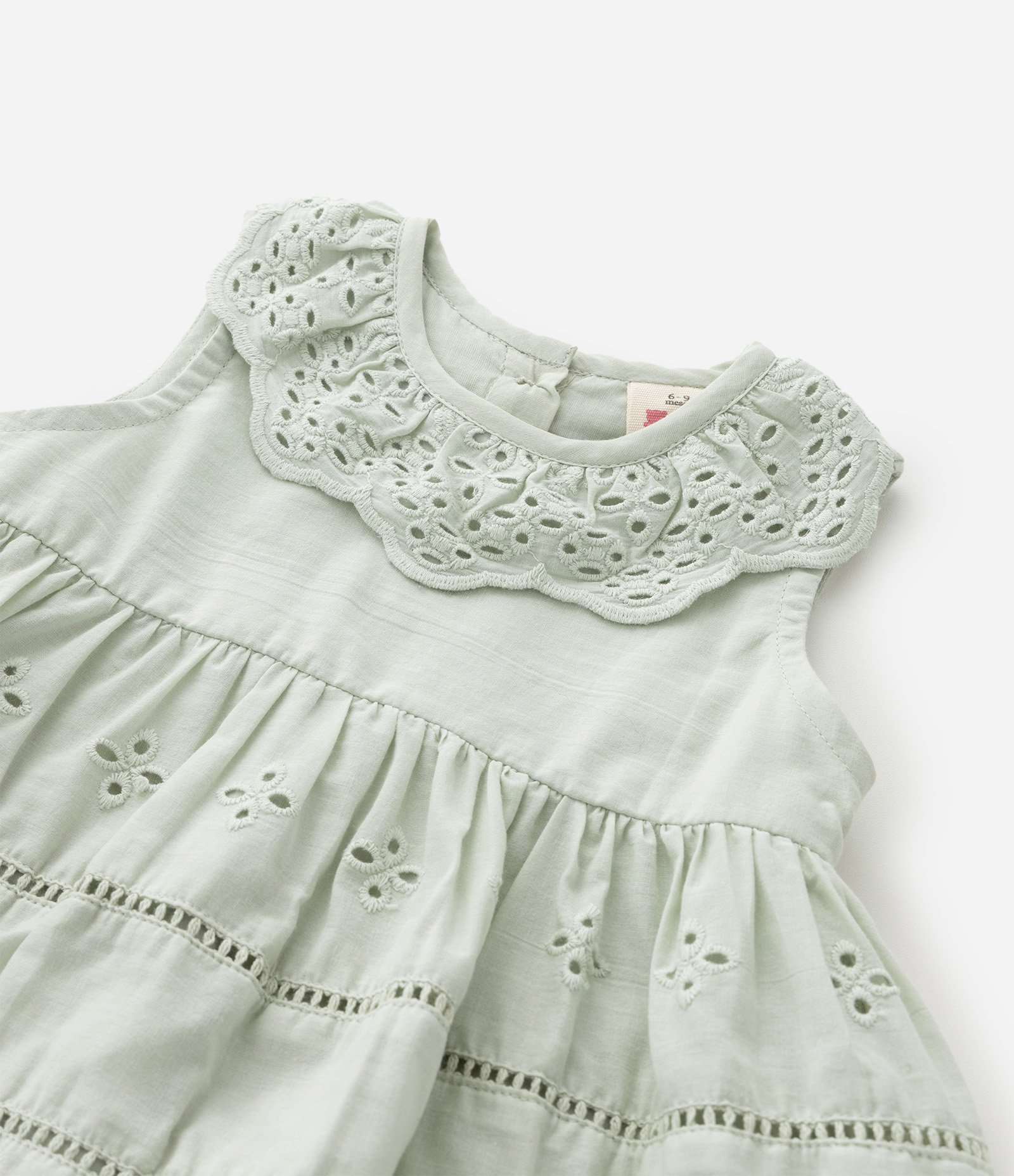 Vestido Infantil em Tricoline com Broderie Floral e Calcinha - Tam 0 a 18 Meses Verde 7