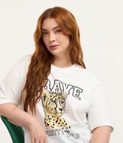 Camiseta Alongada com Estampa de Onça Curve & Plus Size