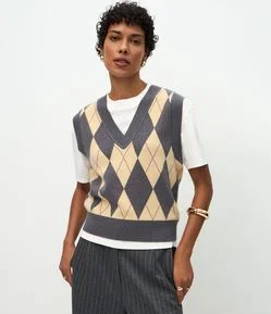 Colete Curto em Tricô com Estampa Xadrez