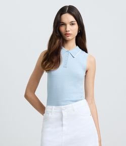 Blusa em Tricô com Gola Polo e Detalhe Contrastante