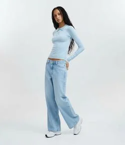 Blusa em Tricô com Gola Polo e Detalhe Contrastante