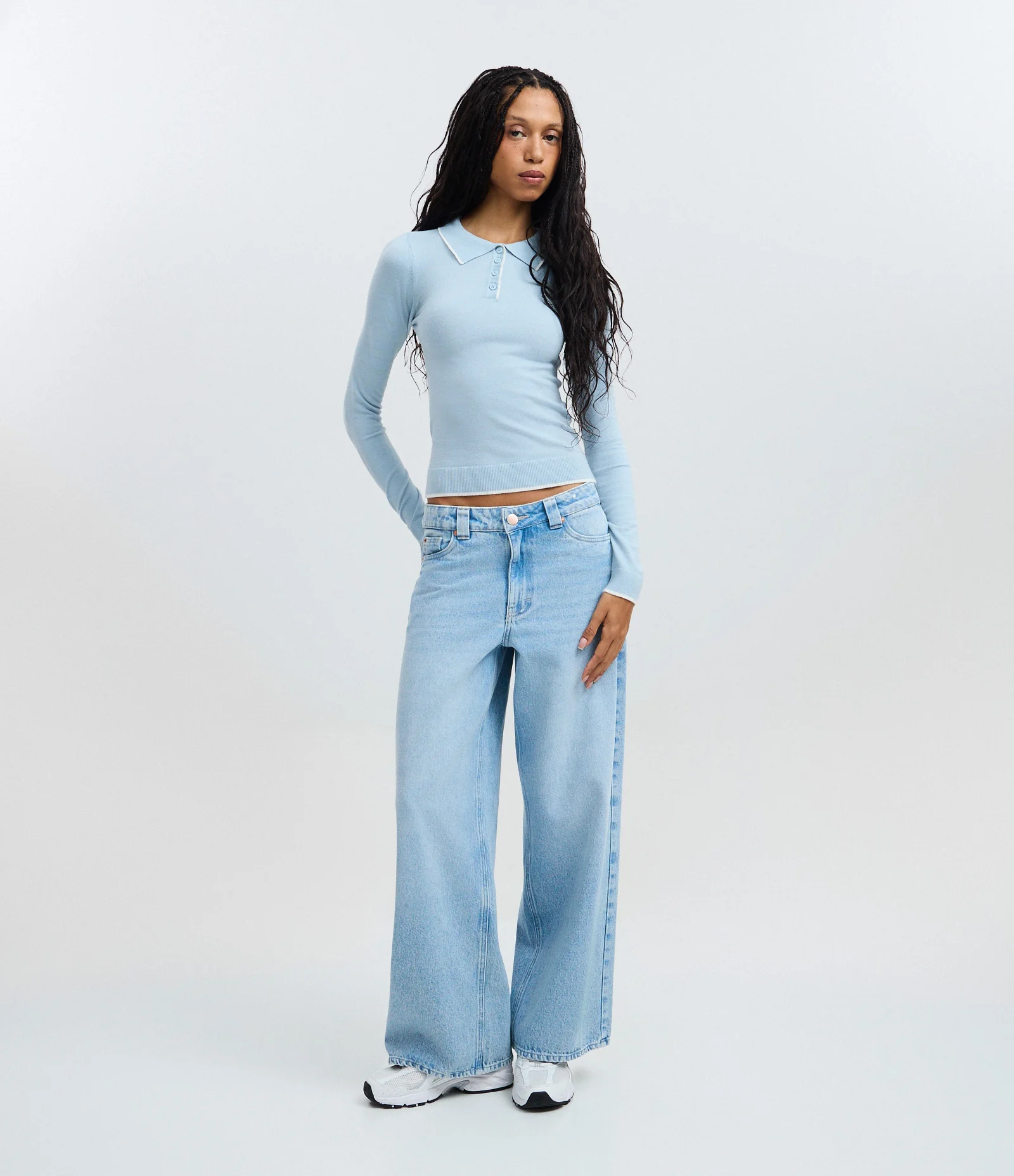 Blusa em Tricô com Gola Polo e Detalhe Contrastante Azul Bebê 2