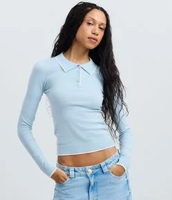 Blusa em Tricô com Gola Polo e Detalhe Contrastante