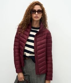 Jaqueta Puffer Ultra Leve em Poliamida com Saquinho de Guardar