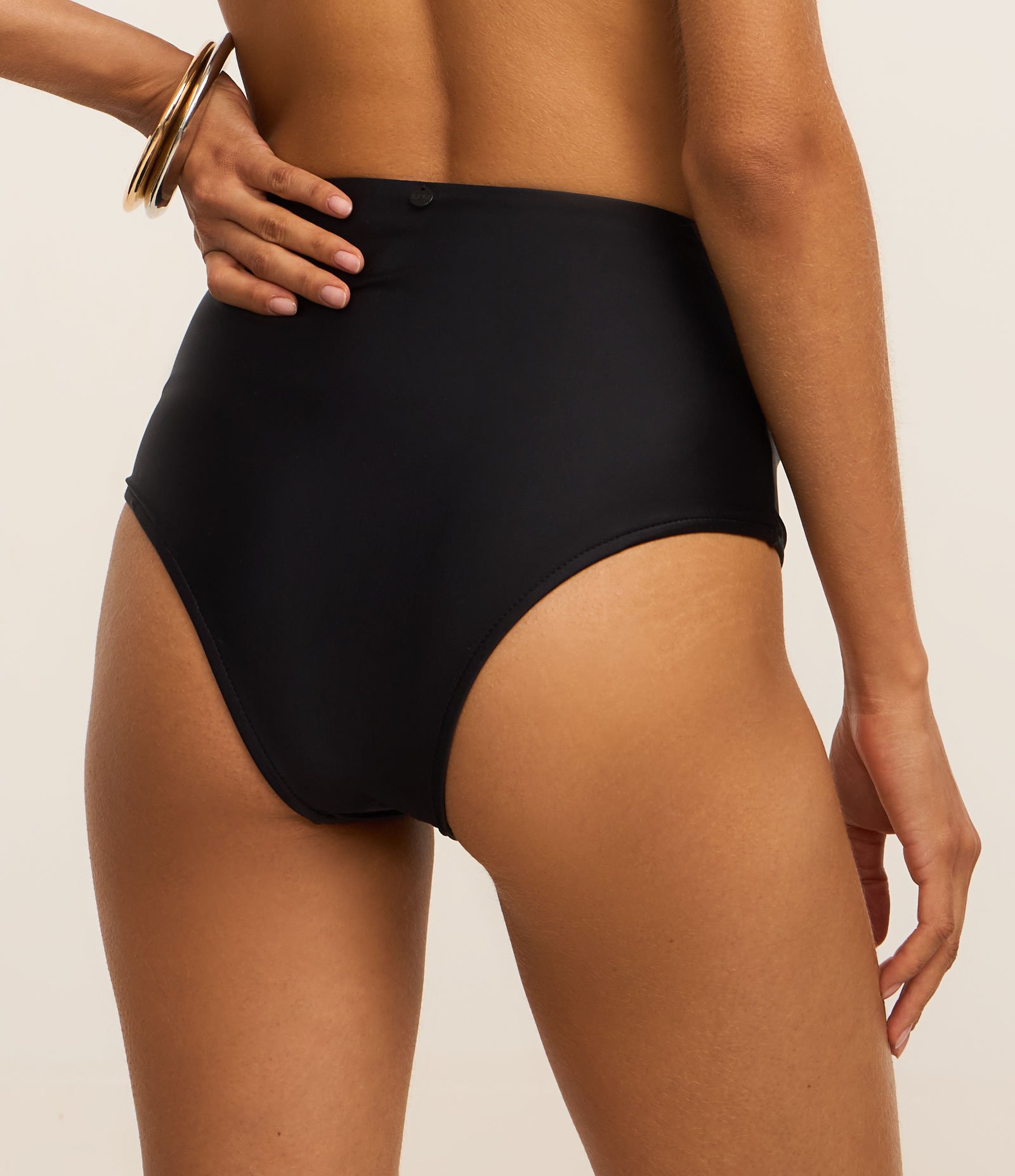 Biquíni Calcinha Hot Pants em Microfibra Básica Preto 4