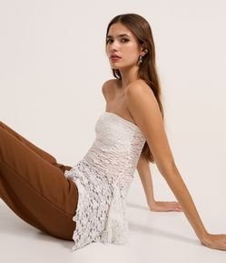 Blusa Tomara que Caia em Renda com Pontas Diferenciadas