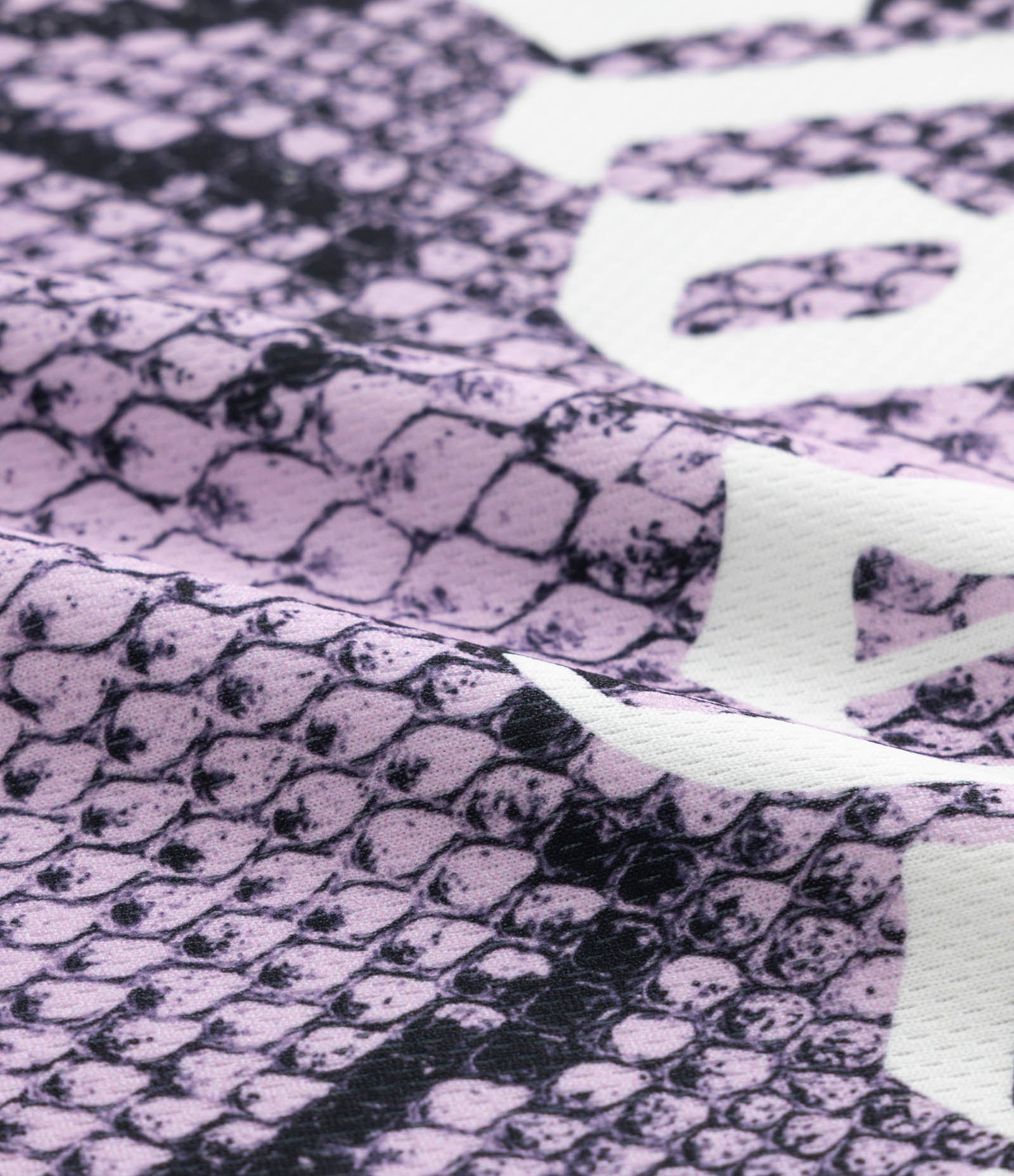 Camisa Boxy Esportiva em Microfibra com Estampa Animal Print Lilás 4