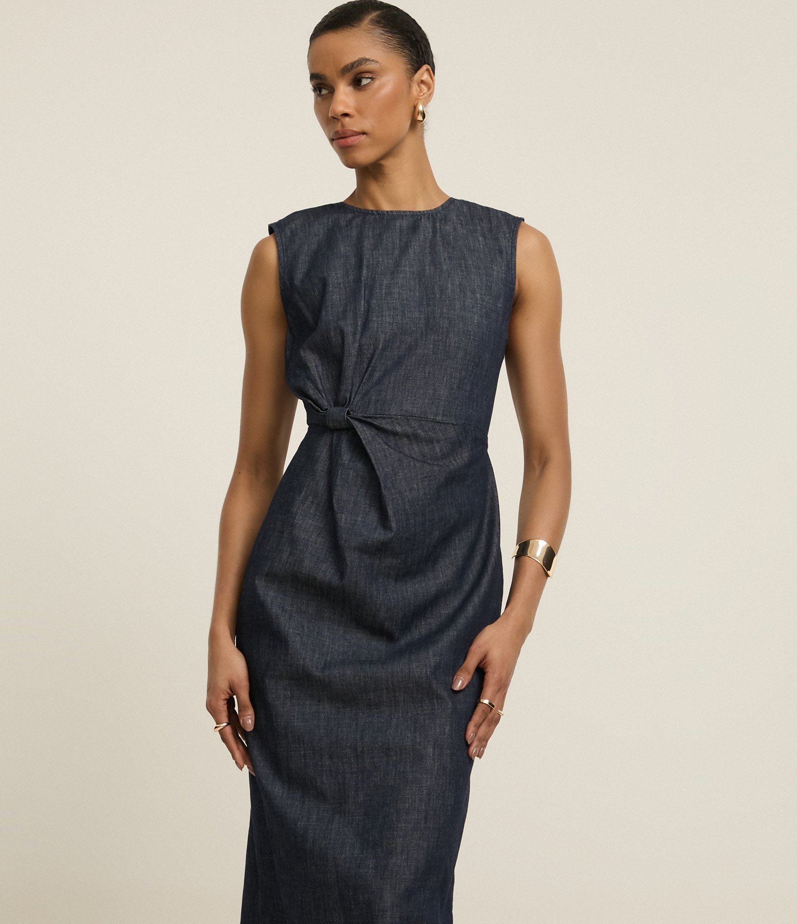 Vestido Long Midi em Jeans Sem Manga com Drapeado Azul 2