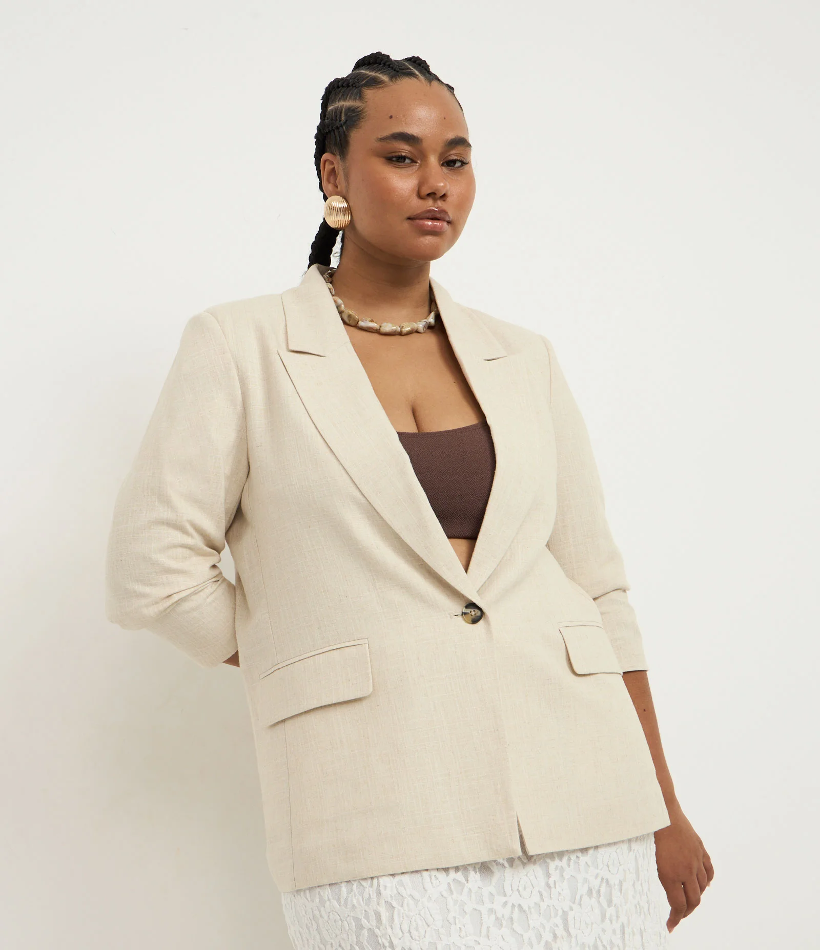 Blazer Regular em Viscolinho com Botão Único e Forro Listrado Curve & Plus Size Bege 1
