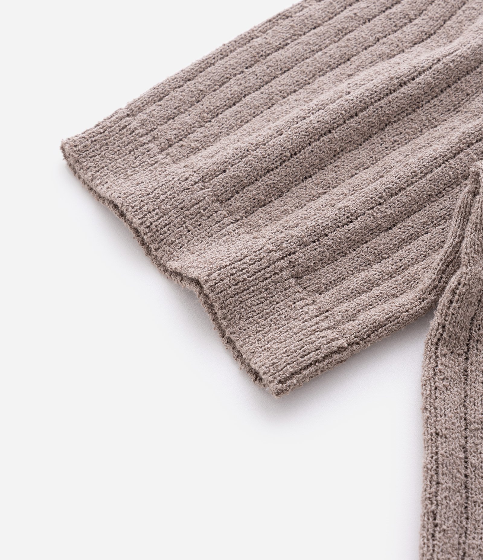 Camisa Polo Comfort em Tricô com Gola V e Texturizada Marrom 10