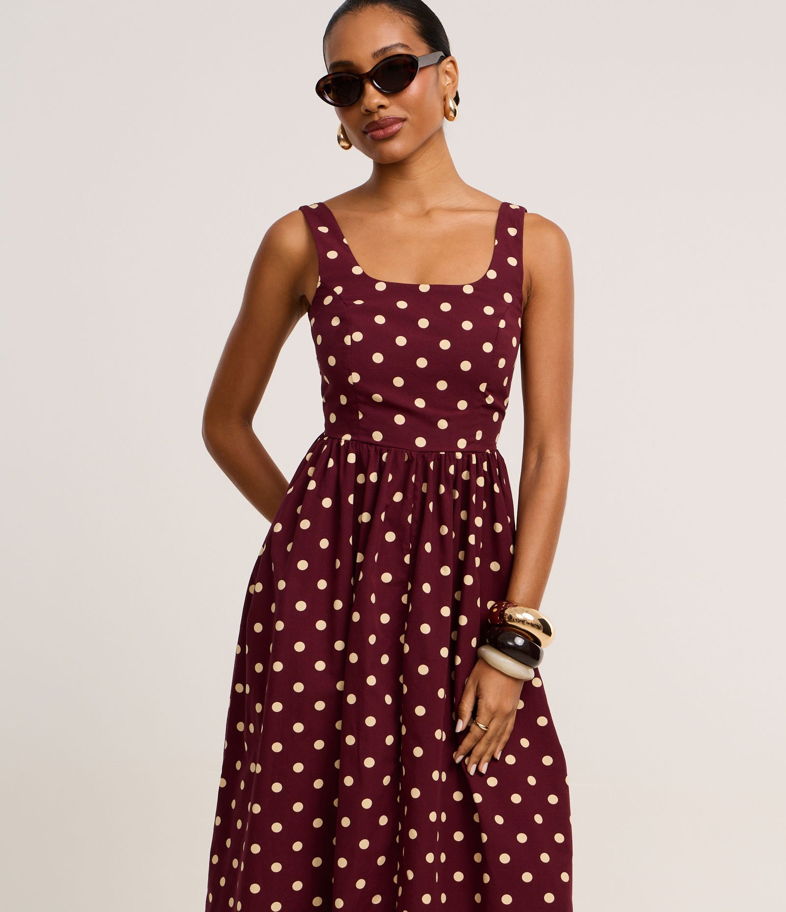 Vestido Evasê Midi em Tricoline com Estampa Poá Bordô/Bege 1