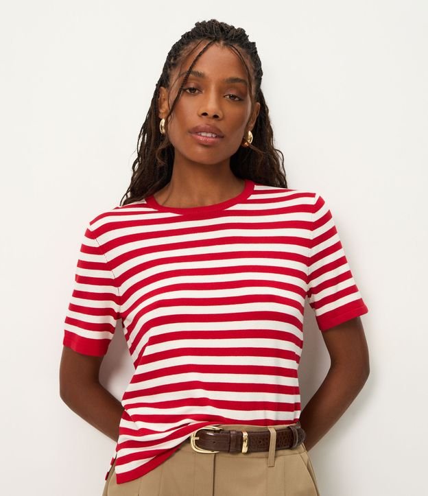Blusa Manga Curta em Viscose com Estampa Listrada