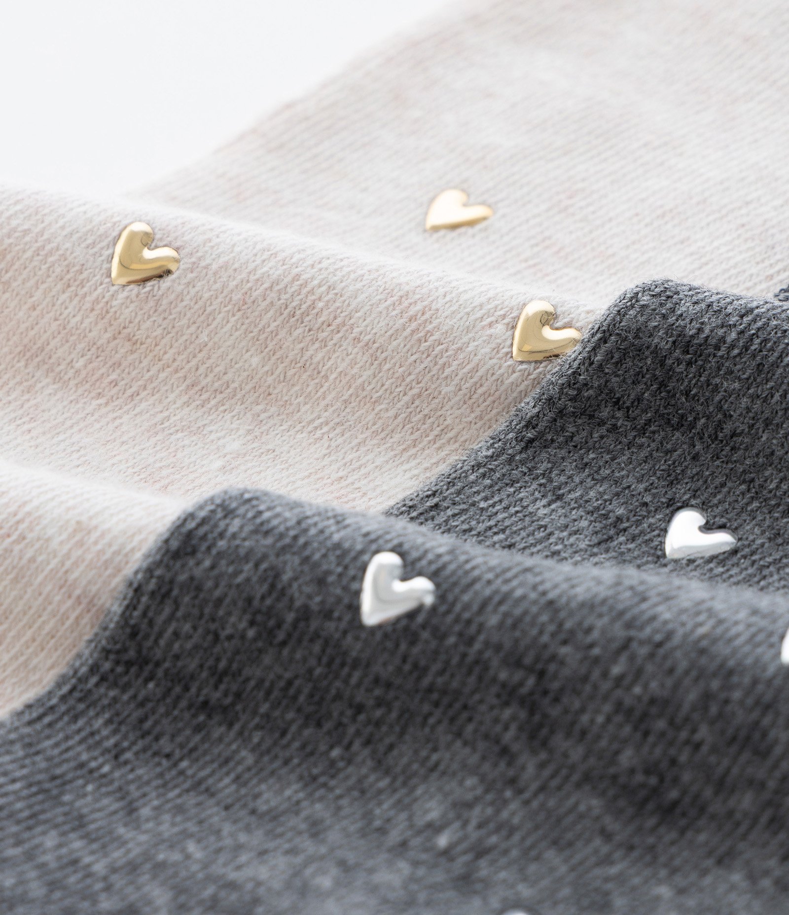 Kit 02 Meias Calças Infantil com Corações Aplicados – Tam P ao G Bege/Cinza 3