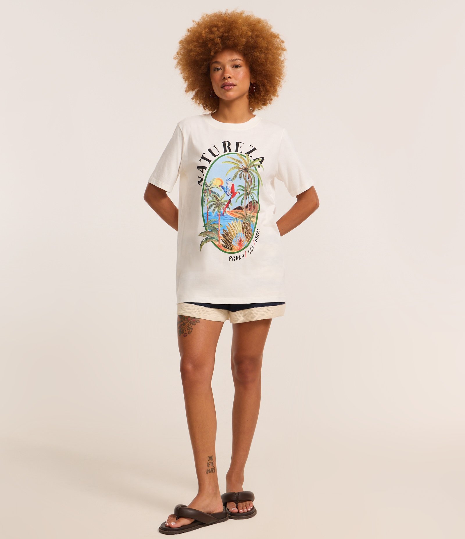 Camiseta Alongada em Algodão com Estampa Paisagem Natureza Branco 2