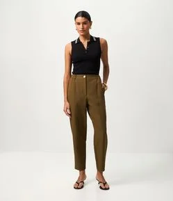 Calça Cenoura em Crepe com Cós de Elástico