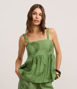 Blusa Batinha de Alça em Viscose com Bordado Folhagem