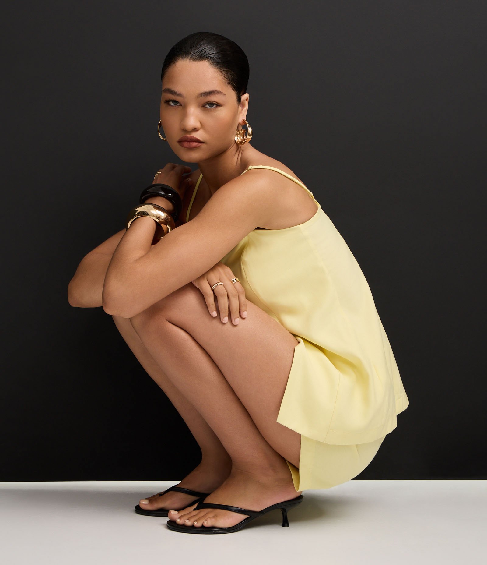 Blusa de Alça em Viscose com Decote Coração e Botões Amarelo 5