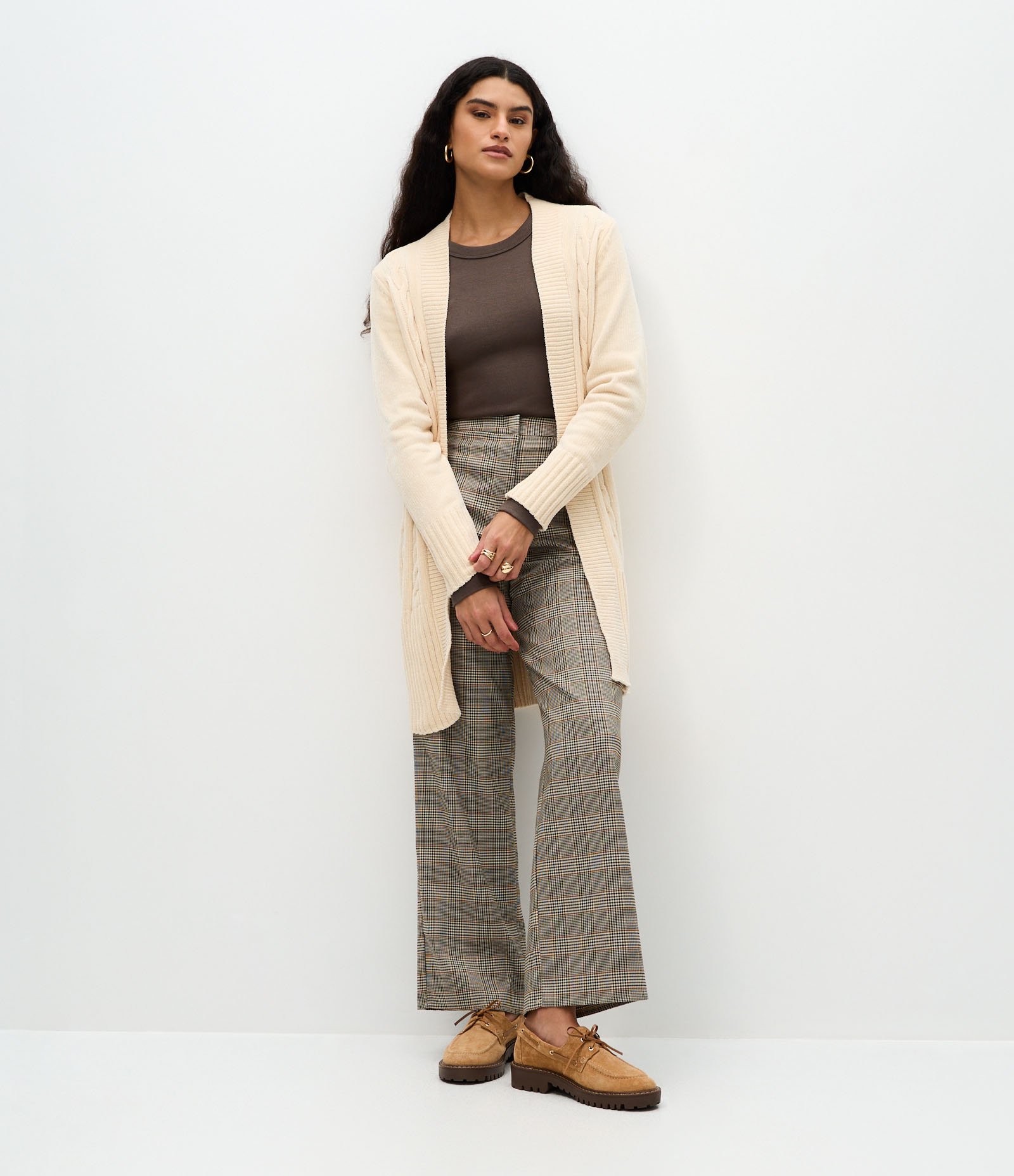 Cardigan Alongado em Tricô Texturizado Bege 2