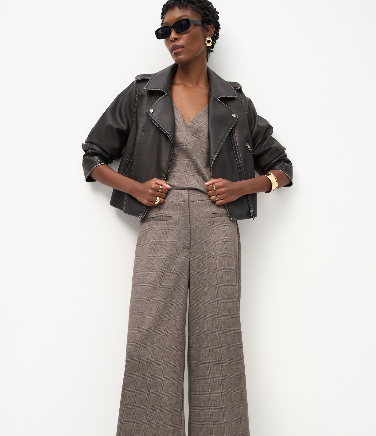 Calça Wide Leg em Ponto Roma com Estampa Xadrez Cinza 2