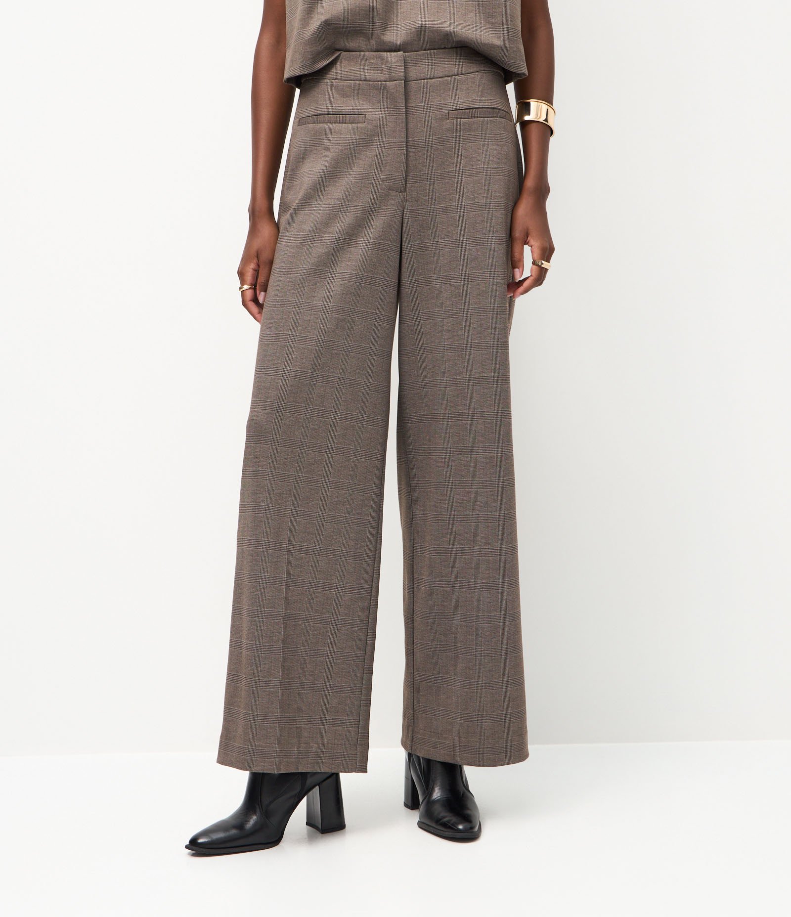 Calça Wide Leg em Ponto Roma com Estampa Xadrez Cinza 3