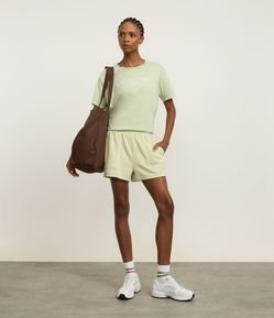 Bermuda Esportiva em Modal com Viés Contrastante