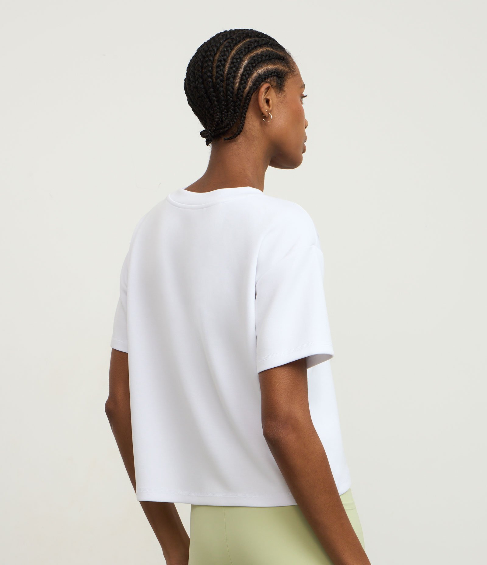 Camiseta Cropped Esportiva em Modal com Mangas Curtas Branco 4