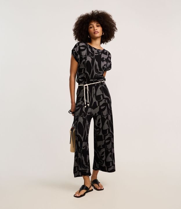 Cor: Preto | Tamanho: M