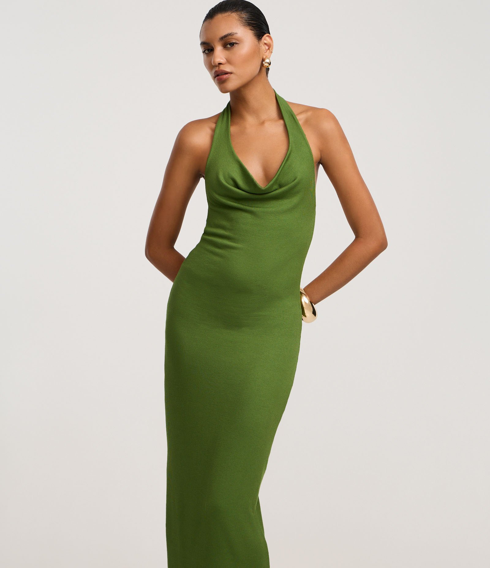 Vestido Midi Frente Única em Ribana com Decote Degagê Verde 1