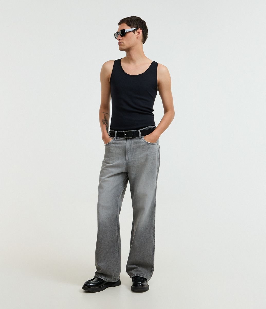 Calça Baggy Flare em Jeans Cinza