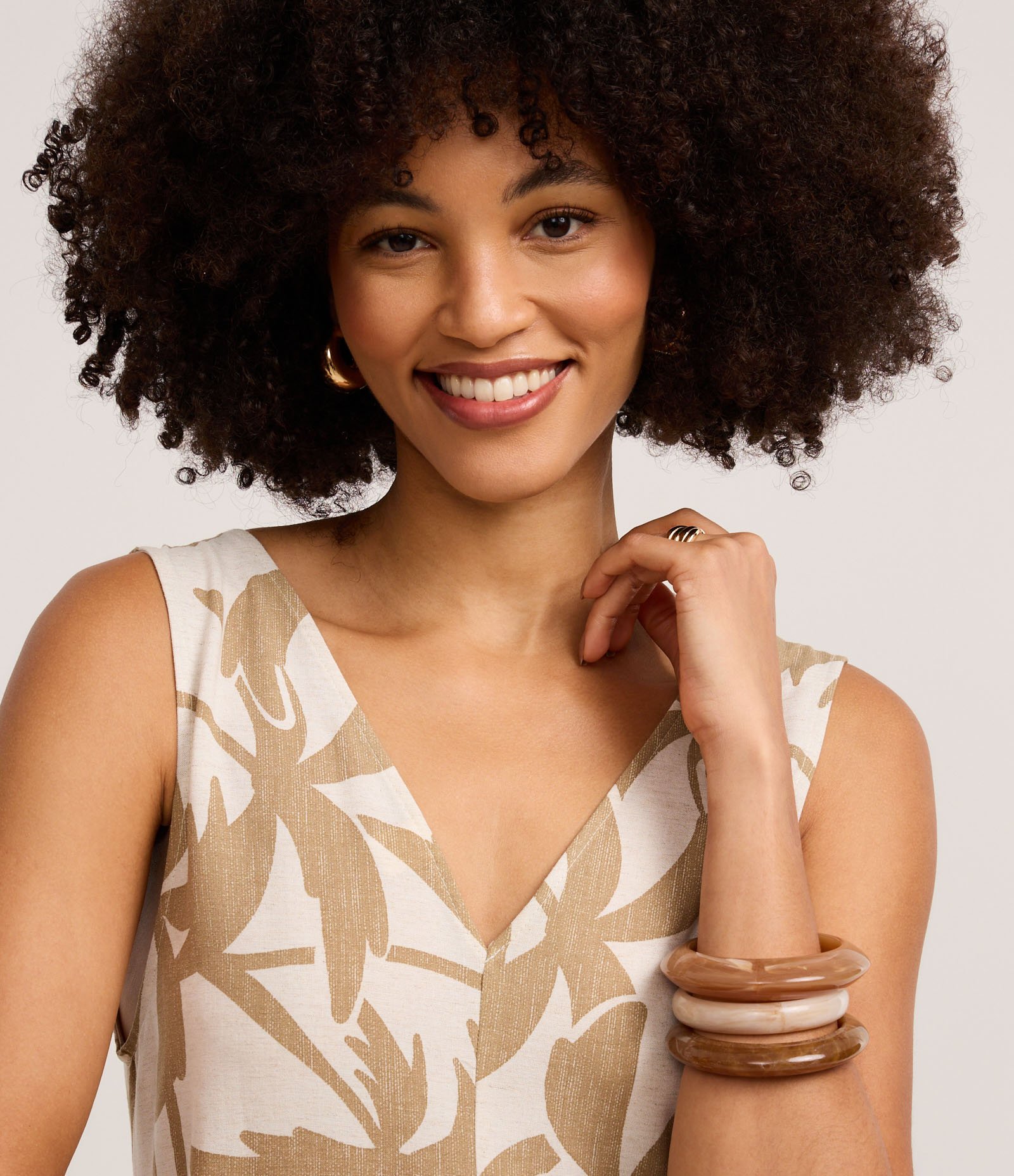 Vestido Evasê Midi em Viscolinho com Estampa Folhagem Marrom/Off White 3