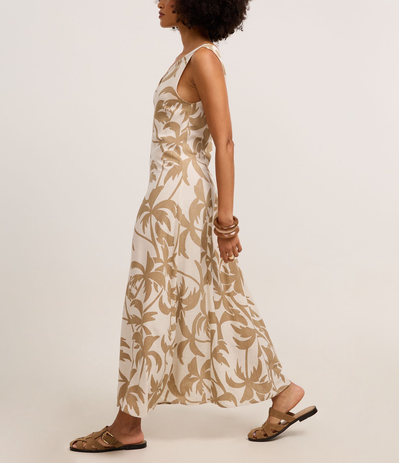 Vestido Evasê Midi em Viscolinho com Estampa Folhagem Marrom/Off White 5