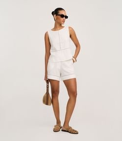 Short em Viscolinho com Entremeio na Barra