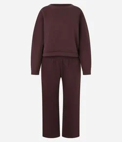 Pijama Longo em Moletom com Cava Desclocada