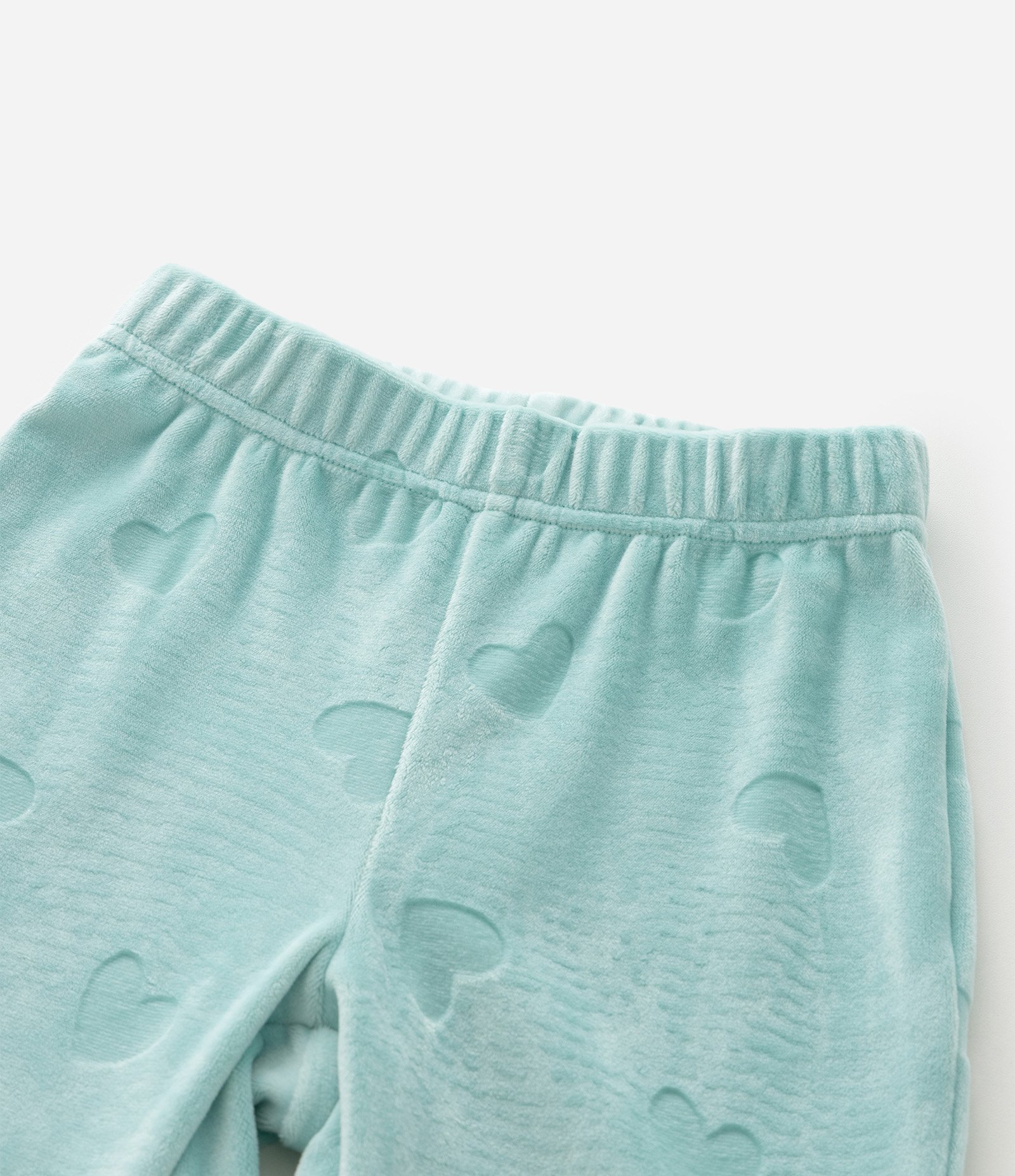 Pijama Infantil com Bordado Coelhinho e Morangos – Tam 2 a 6 Anos Verde claro 7