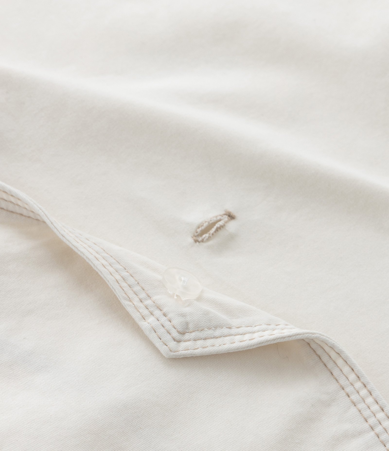 Blusa em Sarja Transpassada com Faixa para Amarração Off White 11