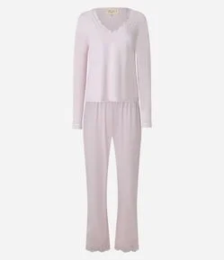 Pijama Longo em Poliamida com Renda no Decote
