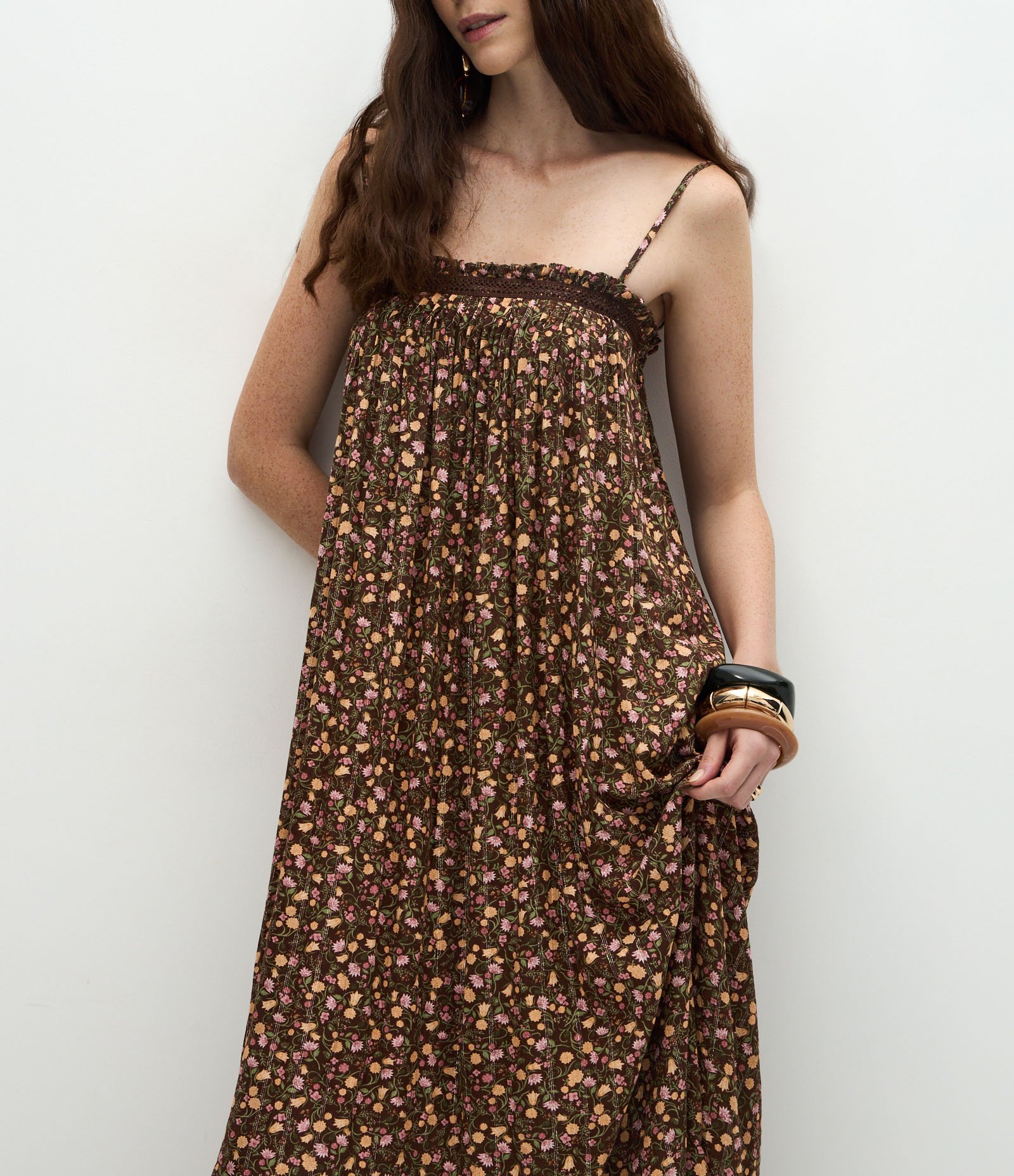 Vestido Midi em Viscose com Decote Quadrado e Estampa Floral Marrom 4