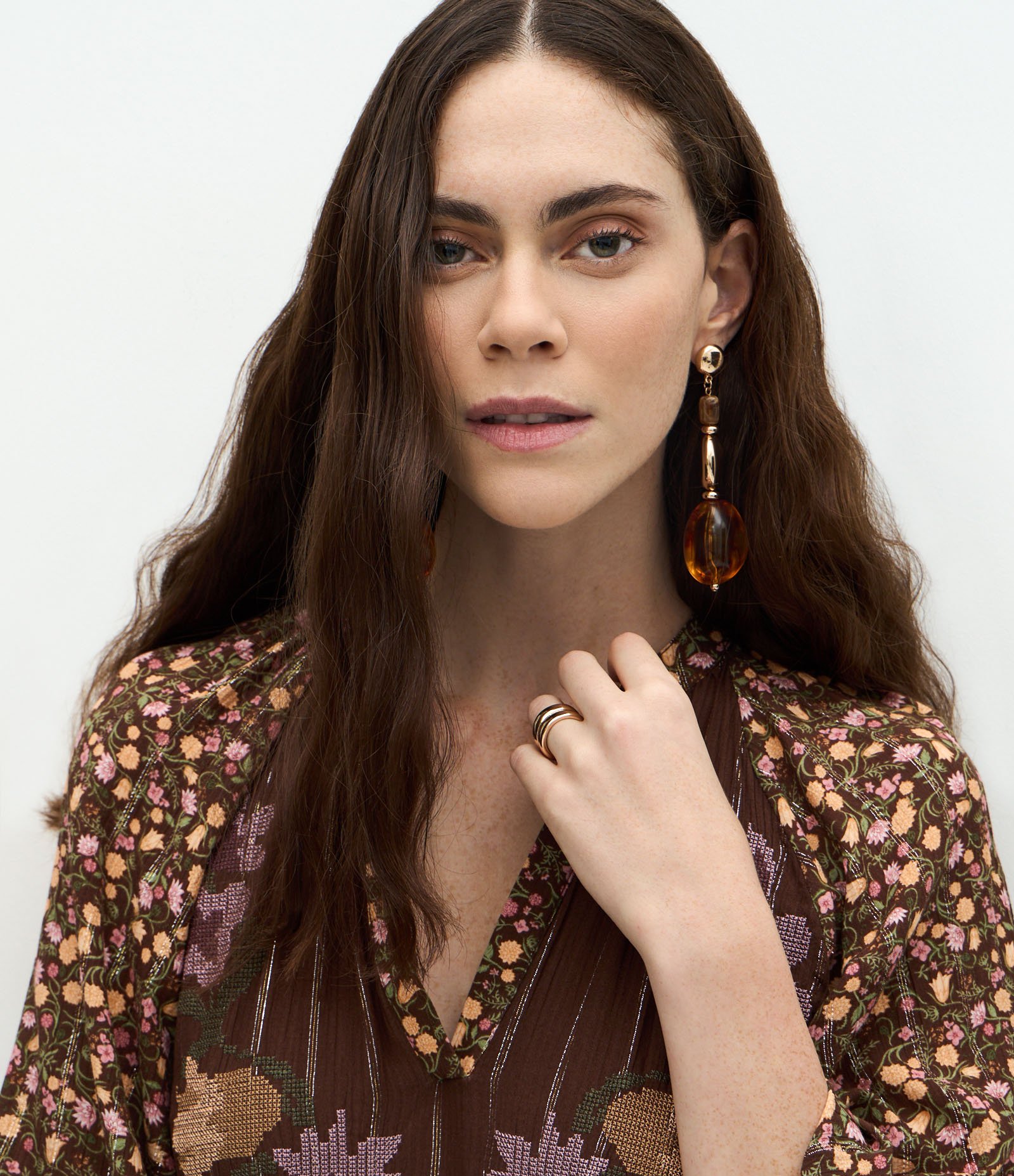 Vestido Midi em Viscose com Bordado e Estampa Floral Marrom 3