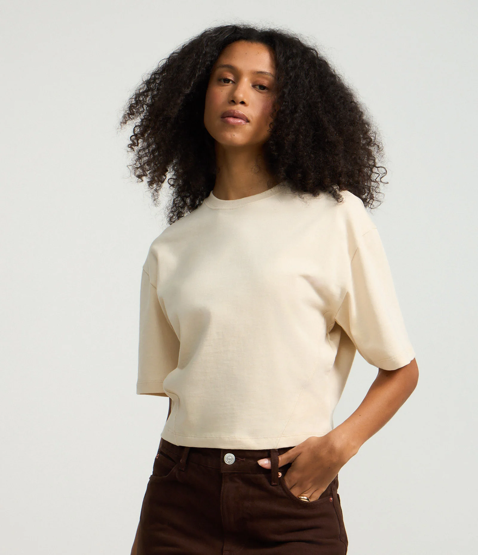 Blusa Básica em Algodão com Barra Ajustada Bege 1