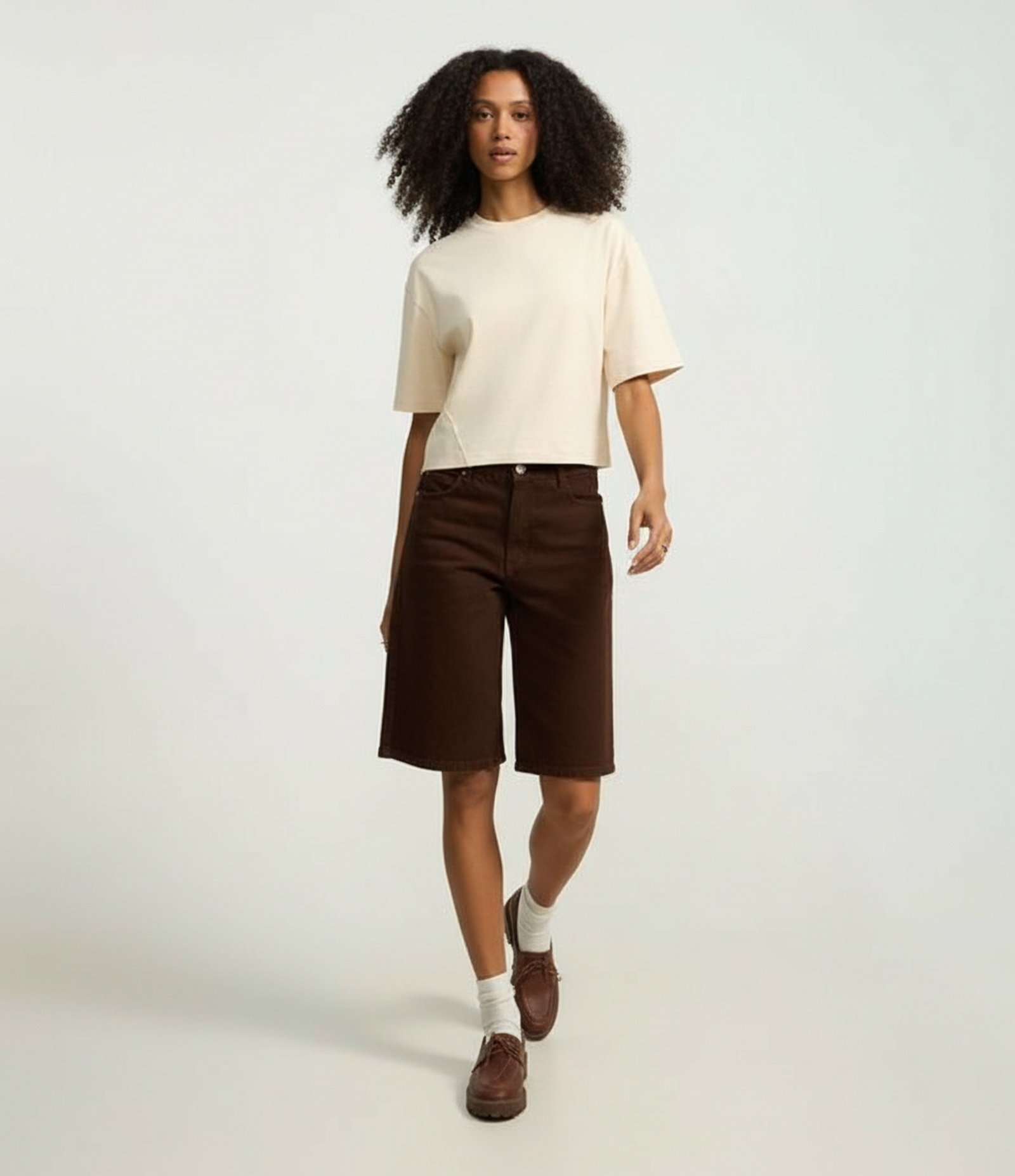 Blusa Básica em Algodão com Barra Ajustada Bege 7