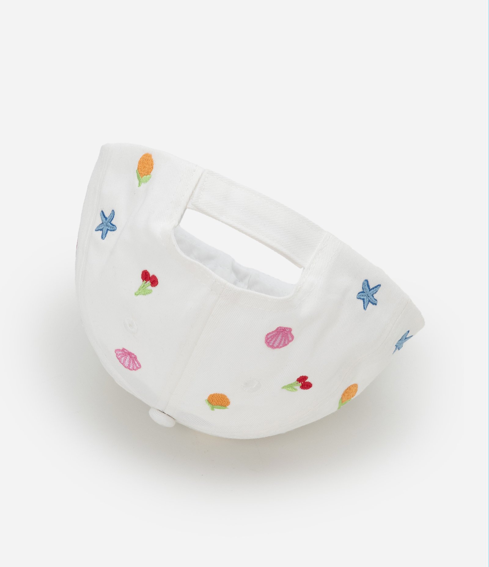 Boné Infantil Aba Curva com Bordado Ícones de Praia- Tam U Branco 4