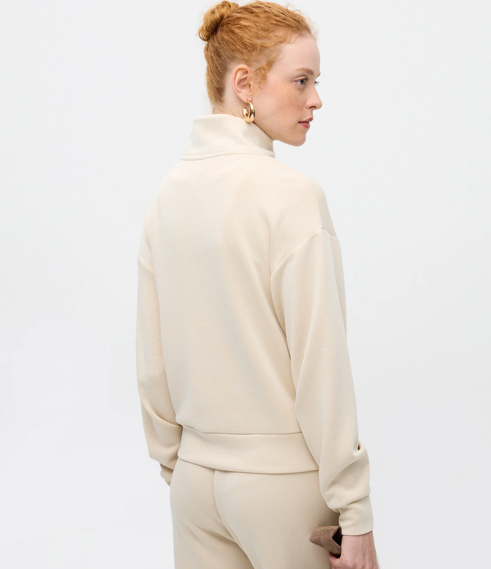 Blusão Moletom com Gola Alta Off White 4