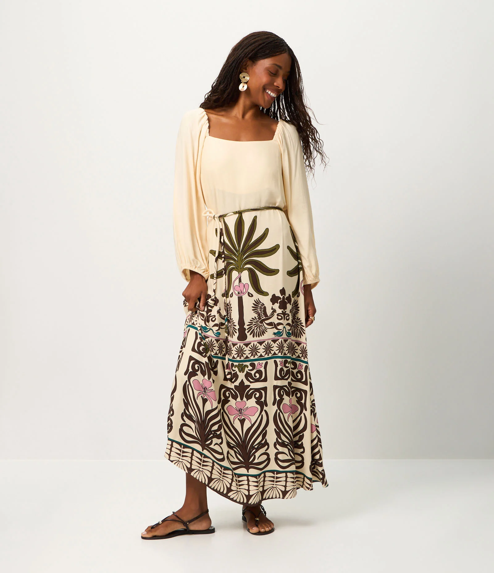 Vestido Midi com Decote Quadrado e Manga Flare Bege 1