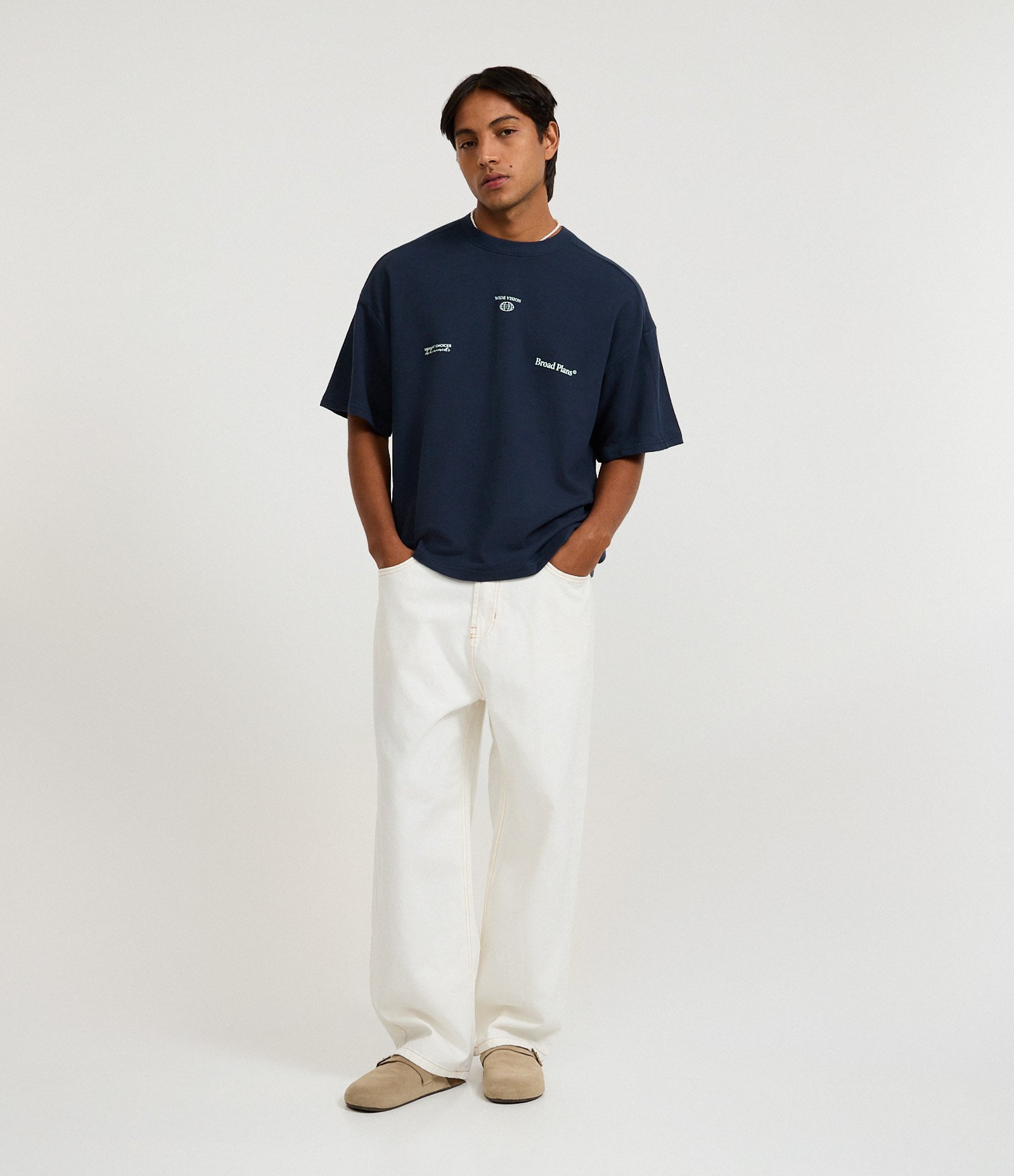 Calça Skater em Sarja com Costura Contrastante e Cordão Branco 1